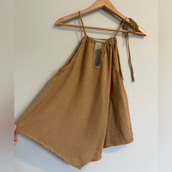 Women halter top in mustard brown color size XS. - Picture 1 of 6